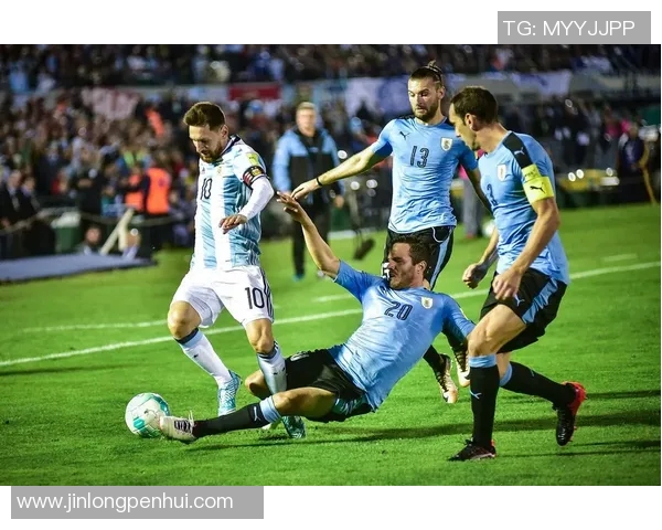 汇聚全球全部球星风采的精彩足球高清图片展示